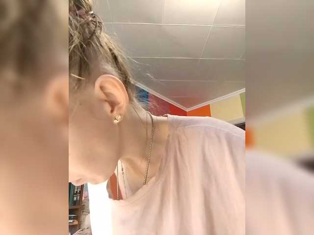 krohaalenaa live cam on BongaCams