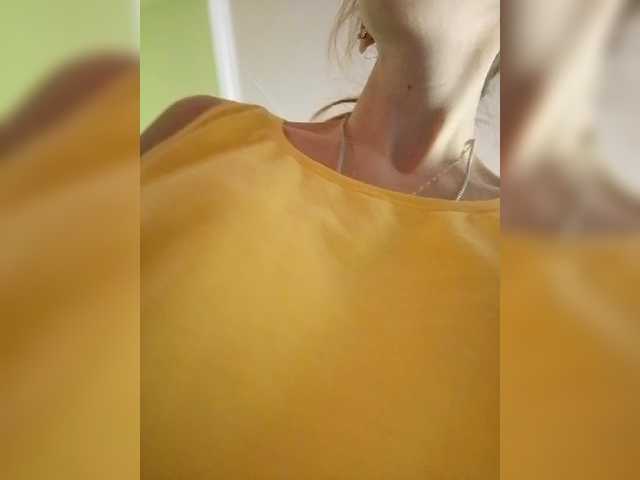 krohaalenaa live cam on BongaCams