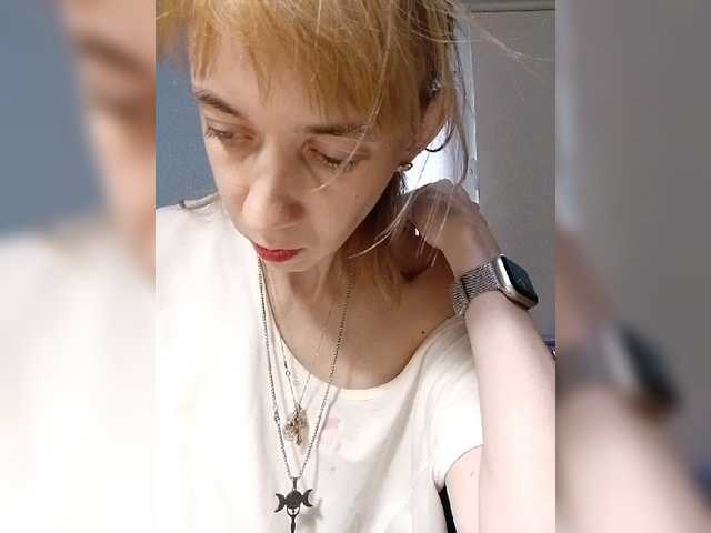 krohaalenaa live cam on BongaCams