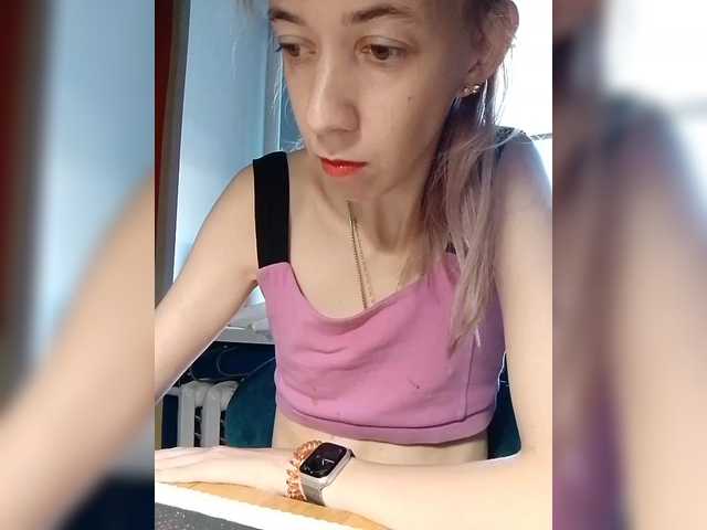krohaalenaa live cam on BongaCams