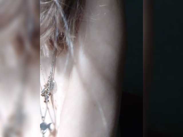krohaalenaa live cam on BongaCams