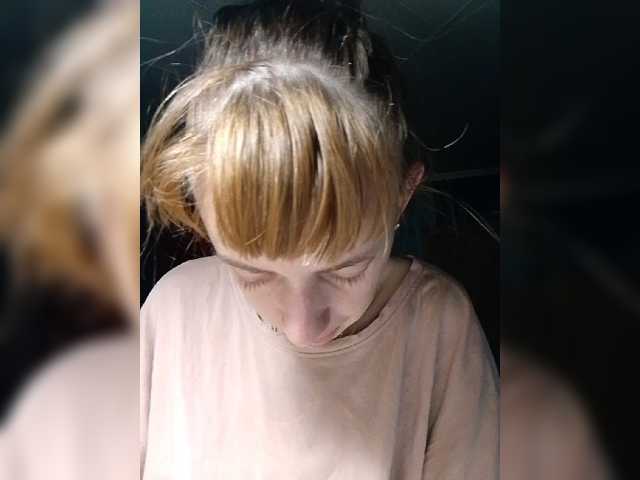 krohaalenaa live cam on BongaCams
