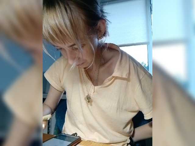 krohaalenaa live cam on BongaCams
