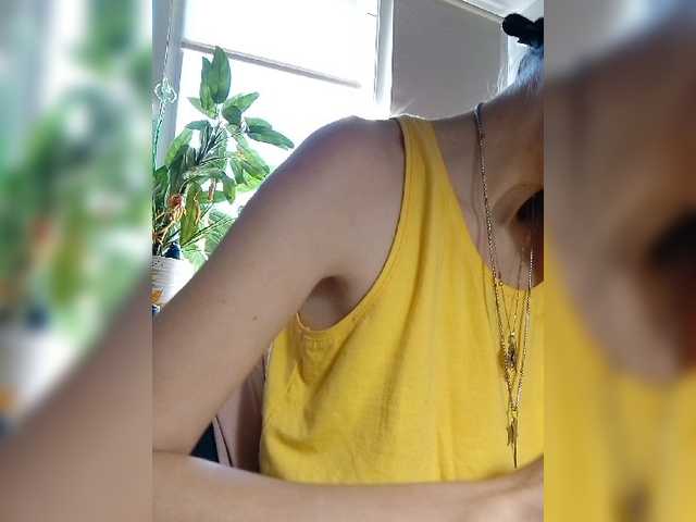 krohaalenaa live cam on BongaCams