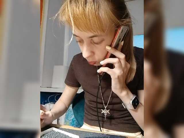 krohaalenaa live cam on BongaCams