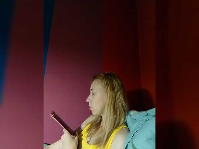 krohaalenaa live cam on BongaCams