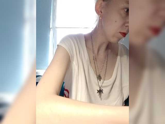 krohaalenaa live cam on BongaCams
