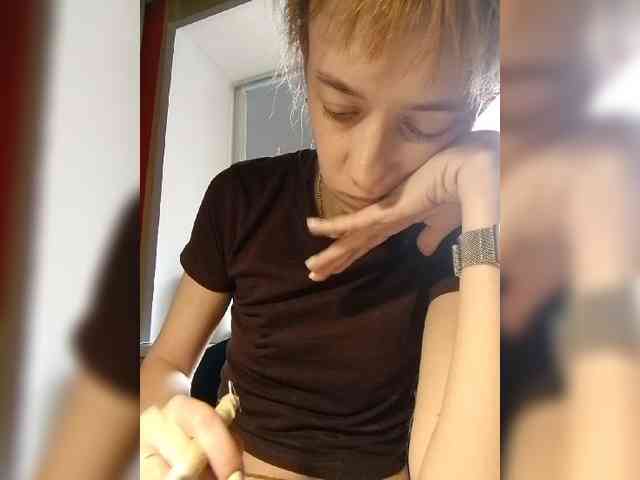 kiss_a webcam