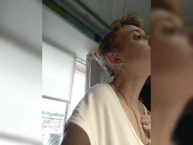kiss_a webcam