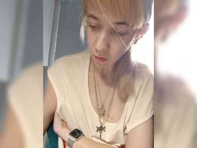 kiss_a webcam