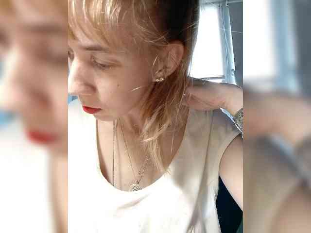 kiss_a webcam