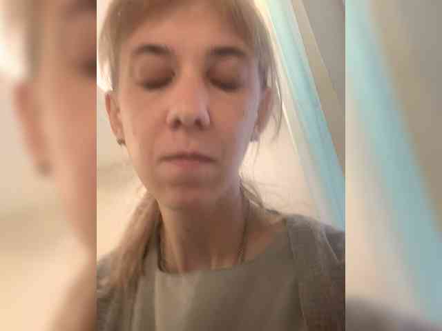 kiss_a webcam