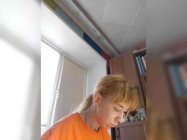 kiss_a webcam