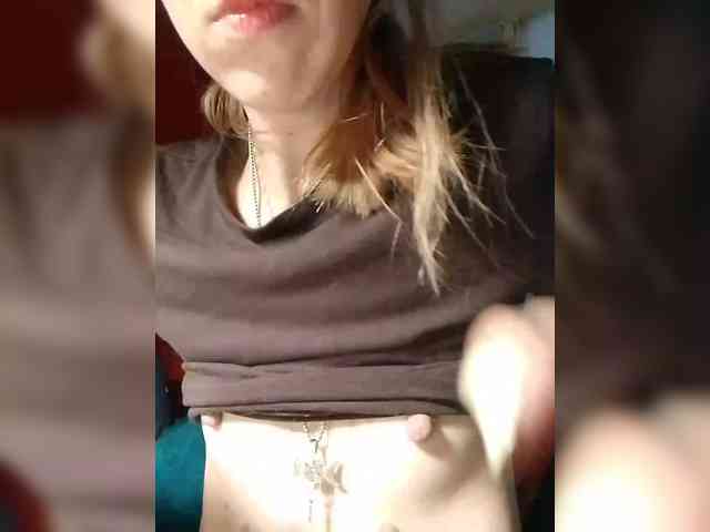 kiss_a webcam