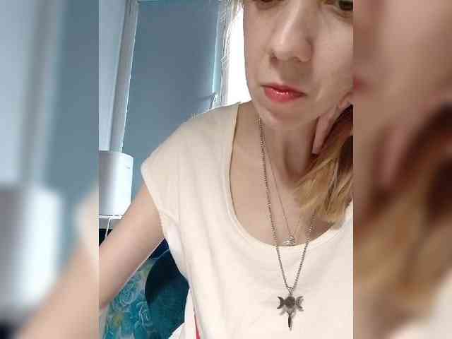 kiss_a webcam