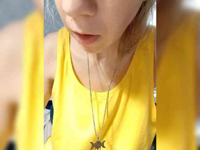 BonnieBlue_ webcam