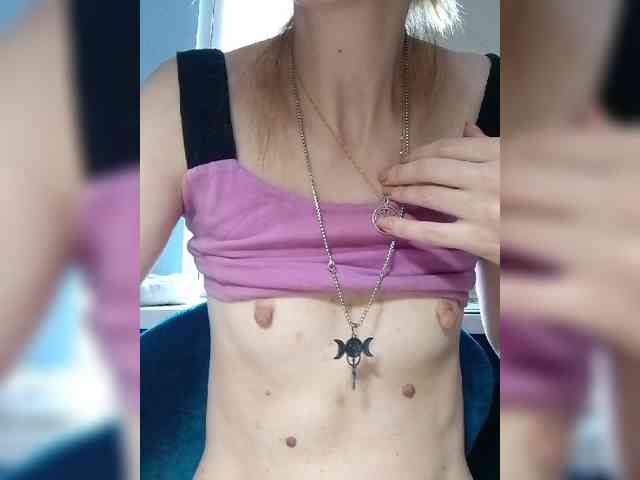kiss_a webcam