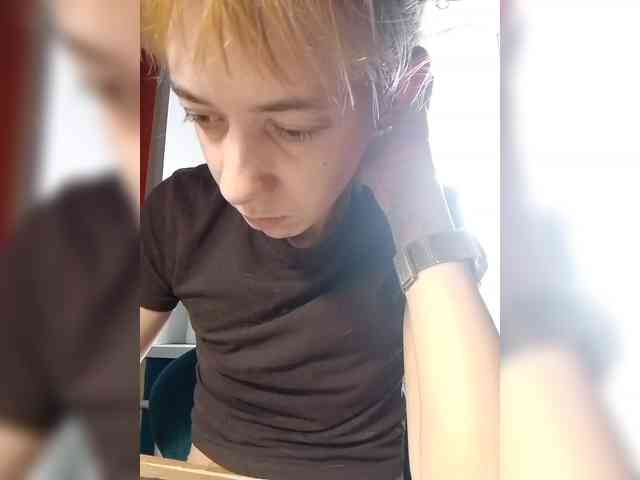 kiss_a webcam