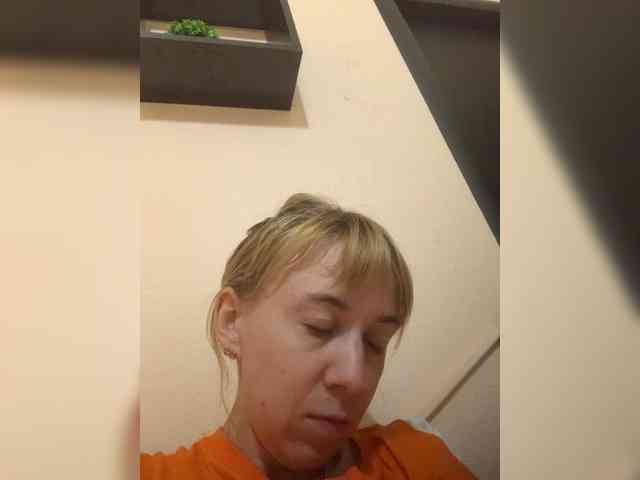 kiss_a webcam