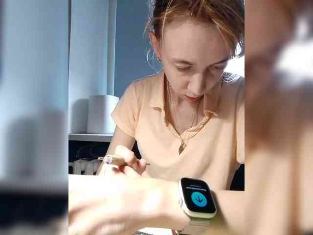 kiss_a webcam