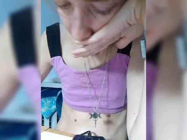 kiss_a webcam