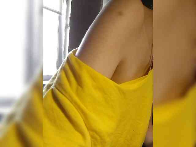 kiss_a webcam