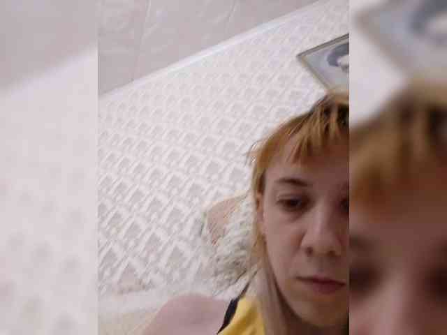 BonnieBlue_ webcam