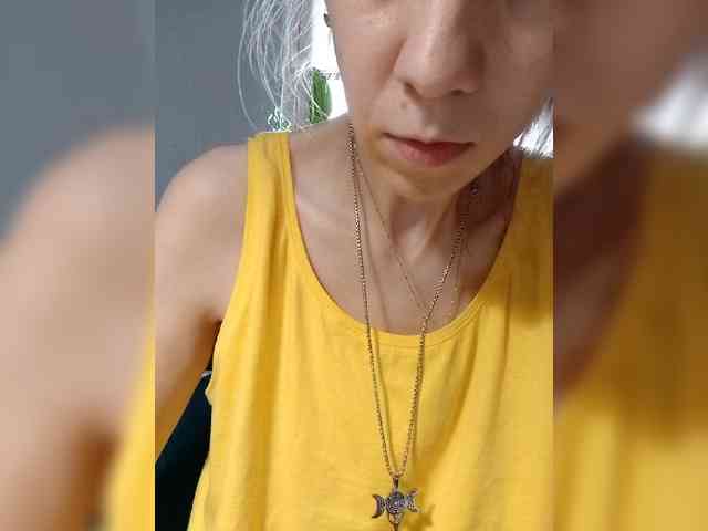 BonnieBlue_ webcam