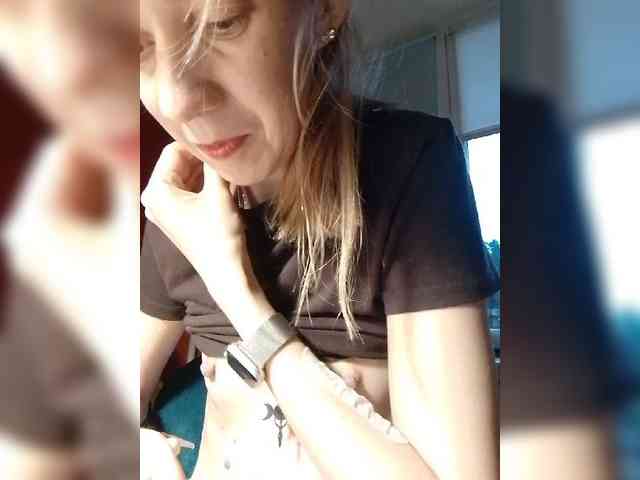 kiss_a webcam