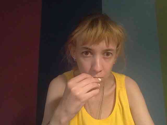 kiss_a webcam