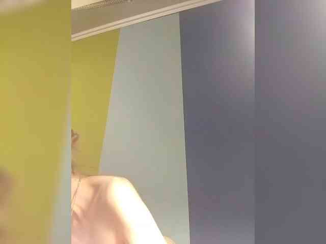 BonnieBlue_ webcam