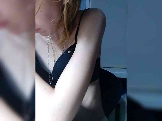 kiss_a webcam