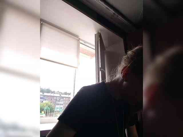 kiss_a webcam