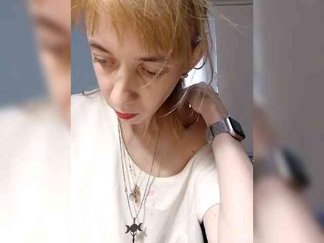 kiss_a webcam