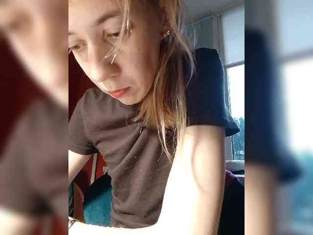 kiss_a webcam