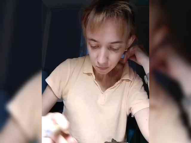 kiss_a webcam