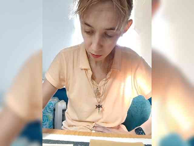 kiss_a webcam