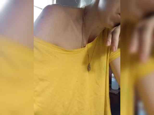 kiss_a webcam