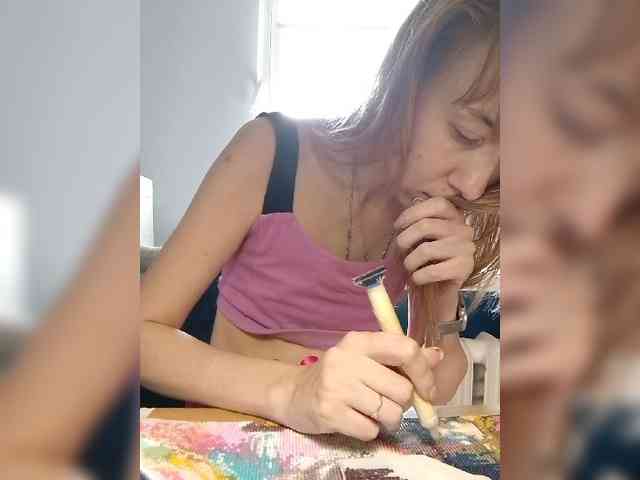 kiss_a webcam