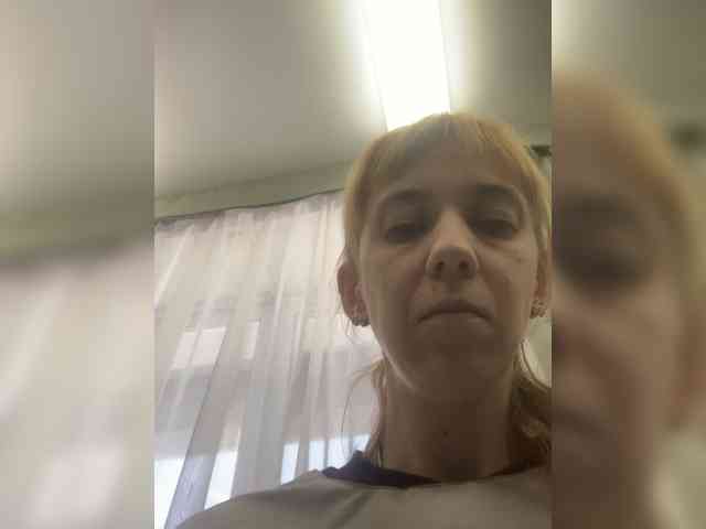 kiss_a webcam