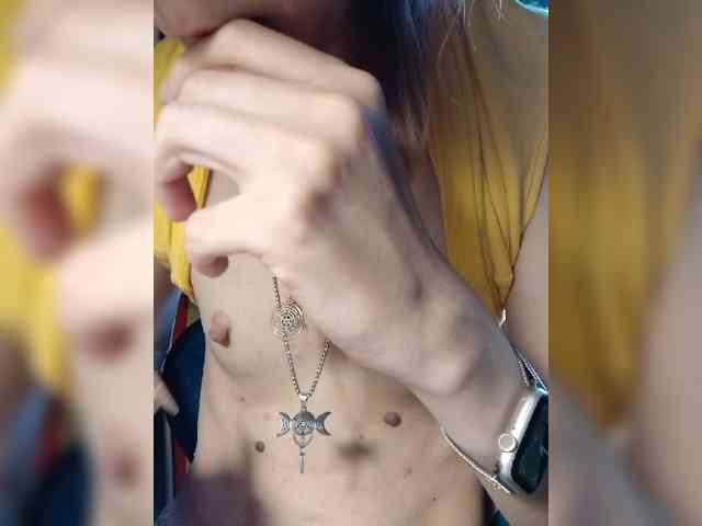BonnieBlue_ webcam