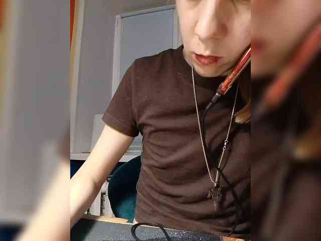 kiss_a webcam
