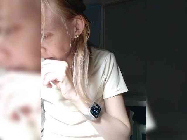 kiss_a webcam