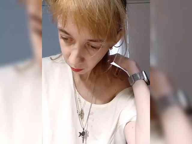 kiss_a webcam