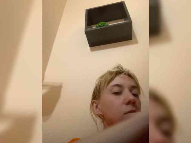 kiss_a webcam