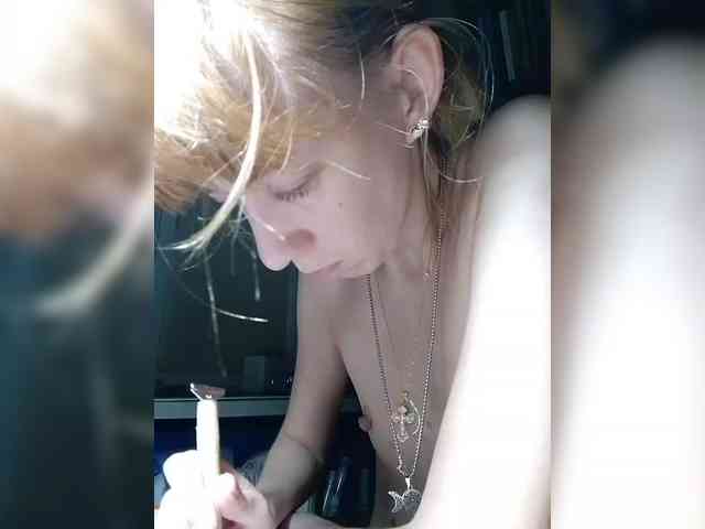 kiss_a webcam