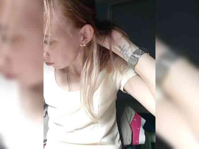 kiss_a webcam