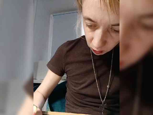 kiss_a webcam