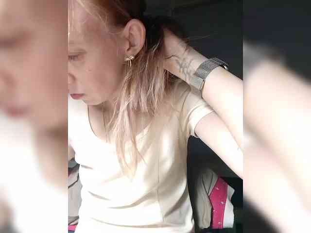 kiss_a webcam