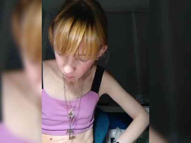 kiss_a webcam